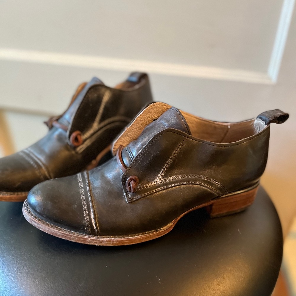 Mabel Black freebird shoe